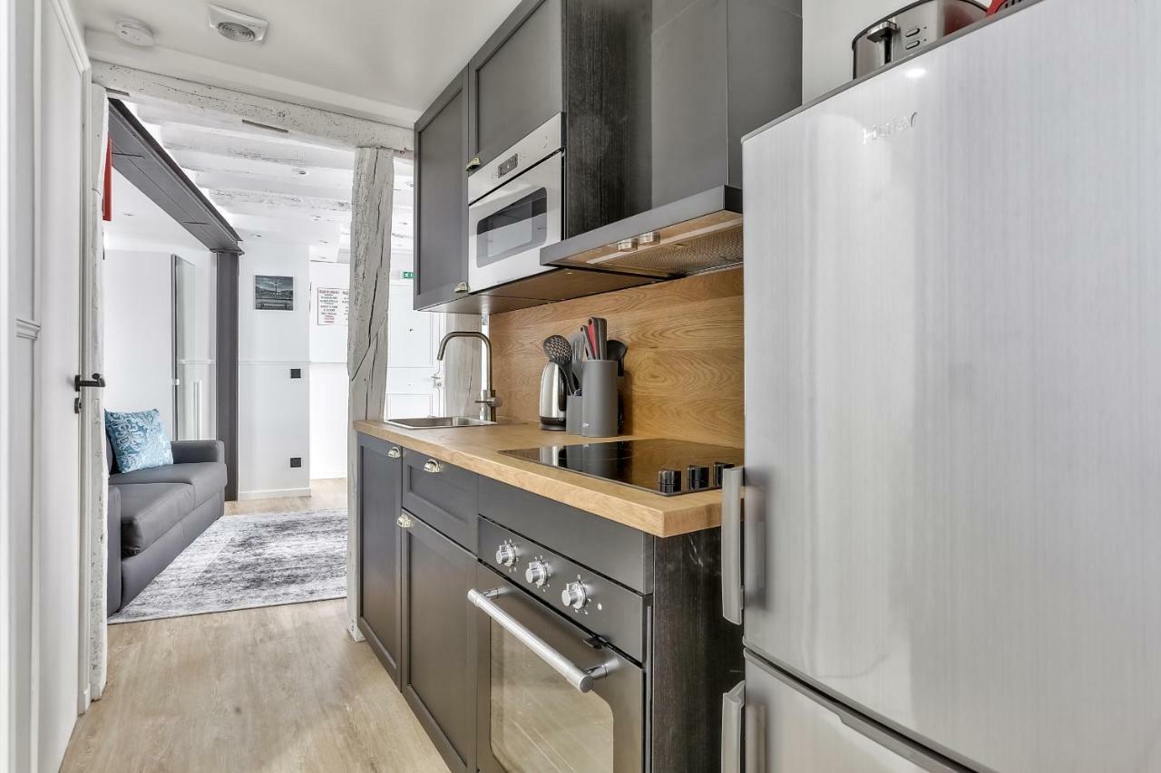 93 - Luxury Flat In Le Marais Lägenhet Paris Exteriör bild